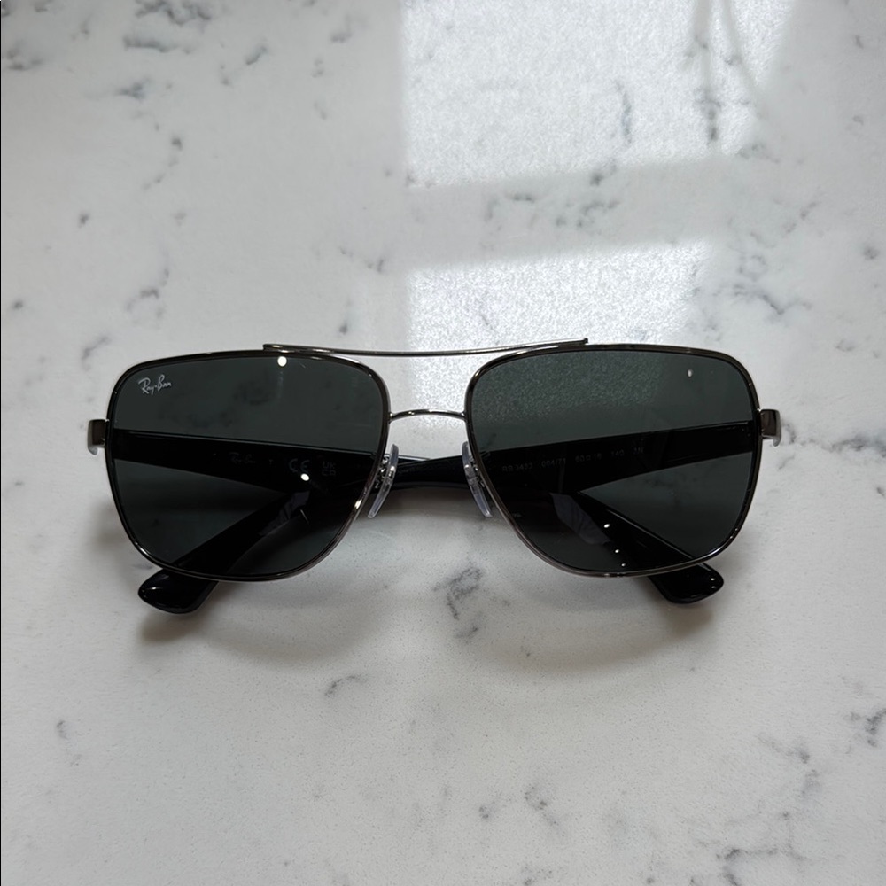 Ray-Ban Dark Gray Aviator Sunglasses